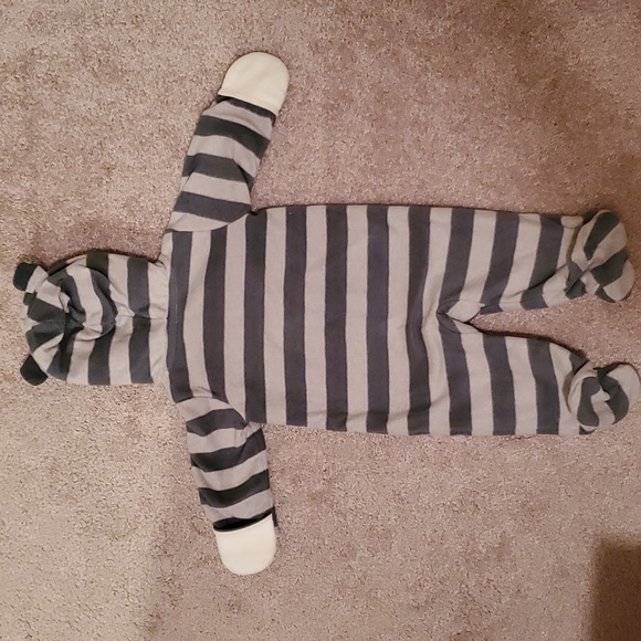 Carters baby winter onesies - Picture 5 of 6